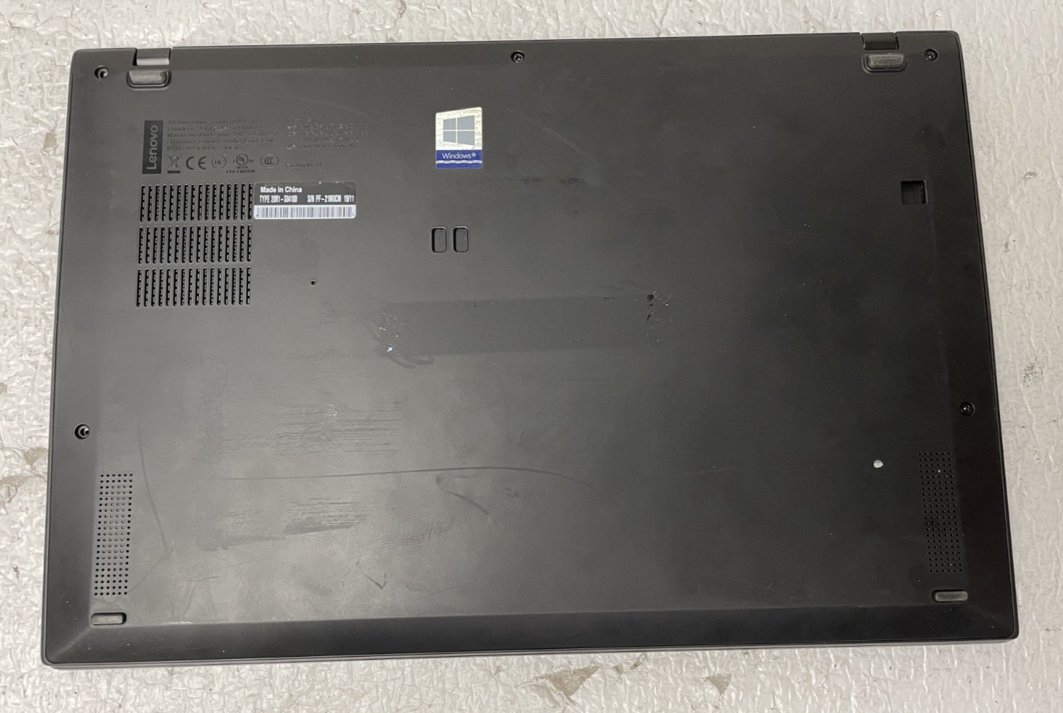 Lenovo ThinkPad X1 Carbon 7th Gen 14″ Core i7-10710U 16GB RAM No SSD Parts *READ