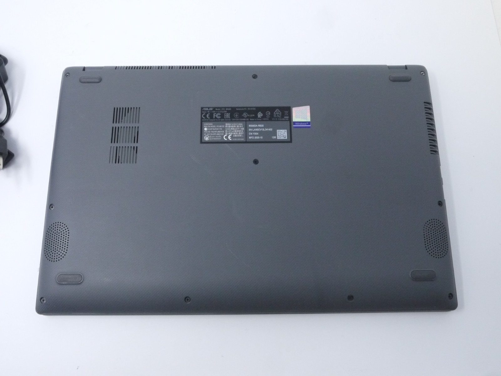 Asus Vivobook M509D 15.6″ Laptop – AMD Silver 3050U / 4GB / 1TB HDD / Win11