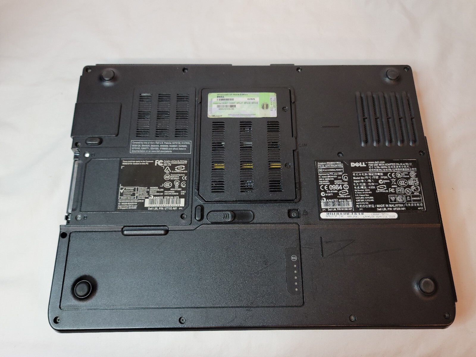 Dell Inspiron E1505 Laptop Intel Core Solo 1GB Ram No HDD Bad Battery