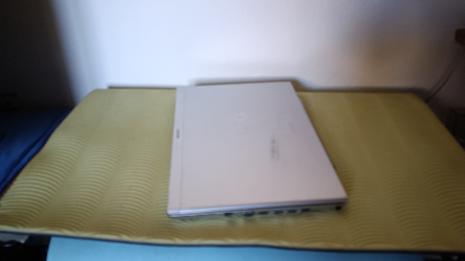 SONY VAIO SVF151Ce2AM I5-3230M 8GB 15.6″ 1920×1080 256GB NVIDIA G640 LE 2GB