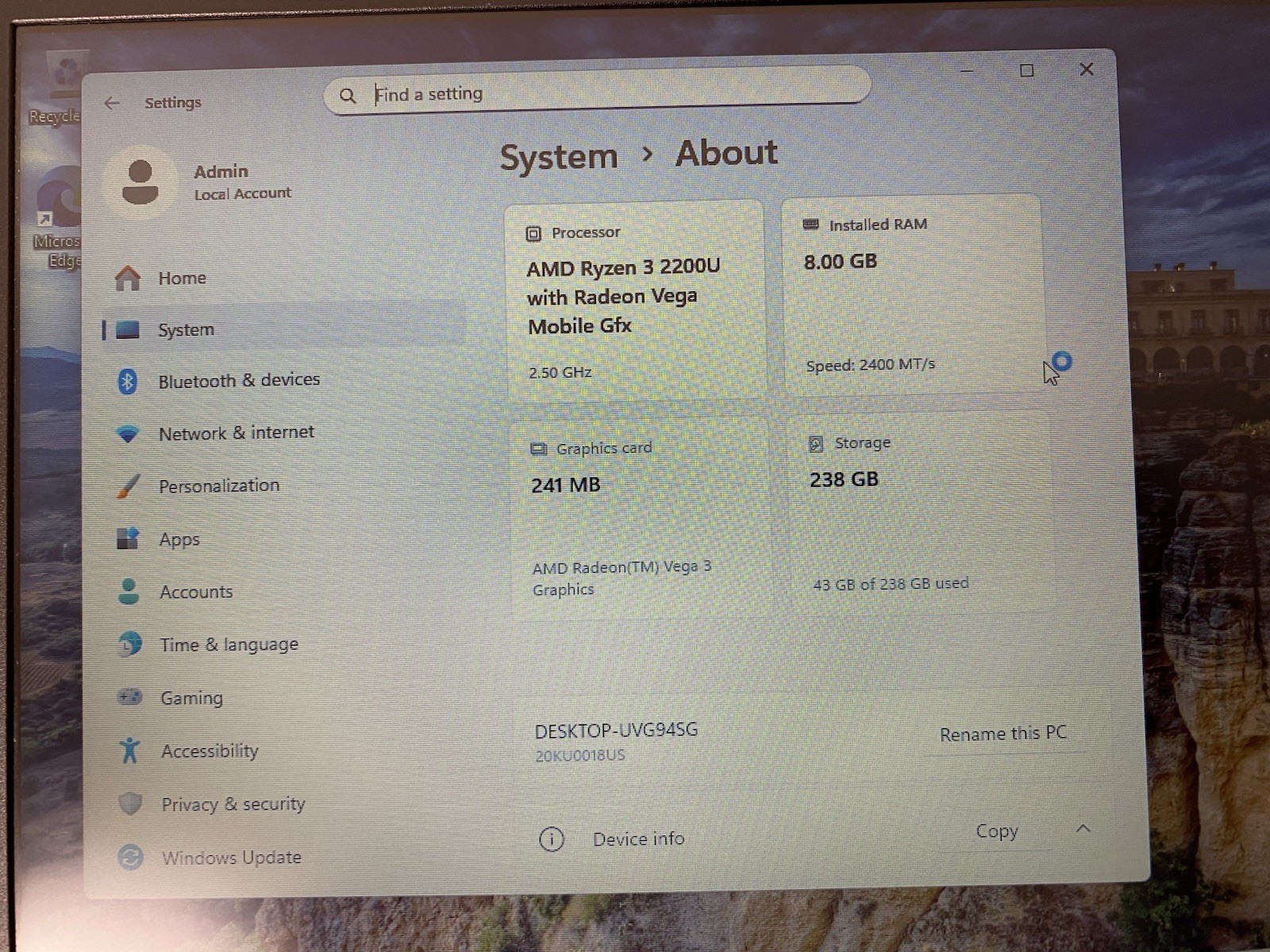 LENOVO THINKPAD E585 AMD RYZEN 3 2200U 2.5GHz 8GB RAM 256GB SSD Windows 11 Pro