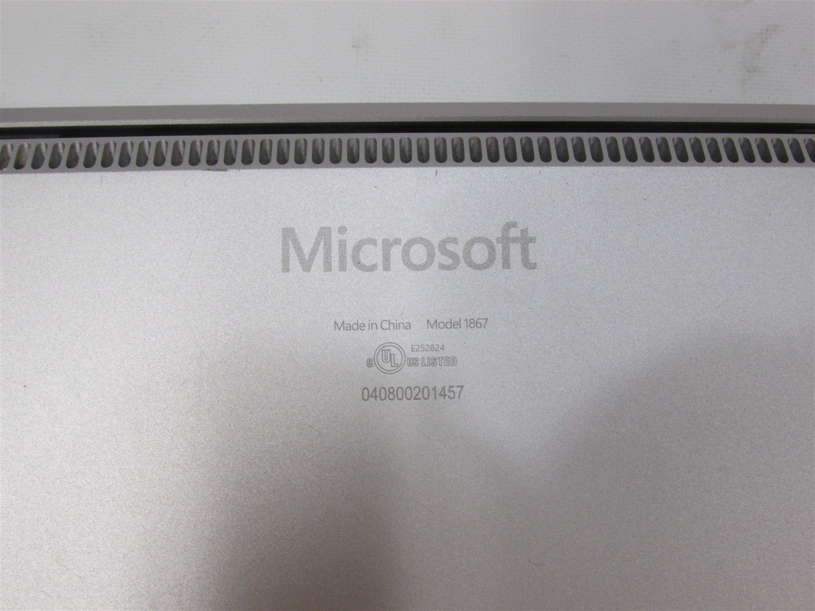 Microsoft Surface Laptop 3 1867 i7-1065G7 1.3GHz 16GB 256GB 13.5″ Win11 Home DMG