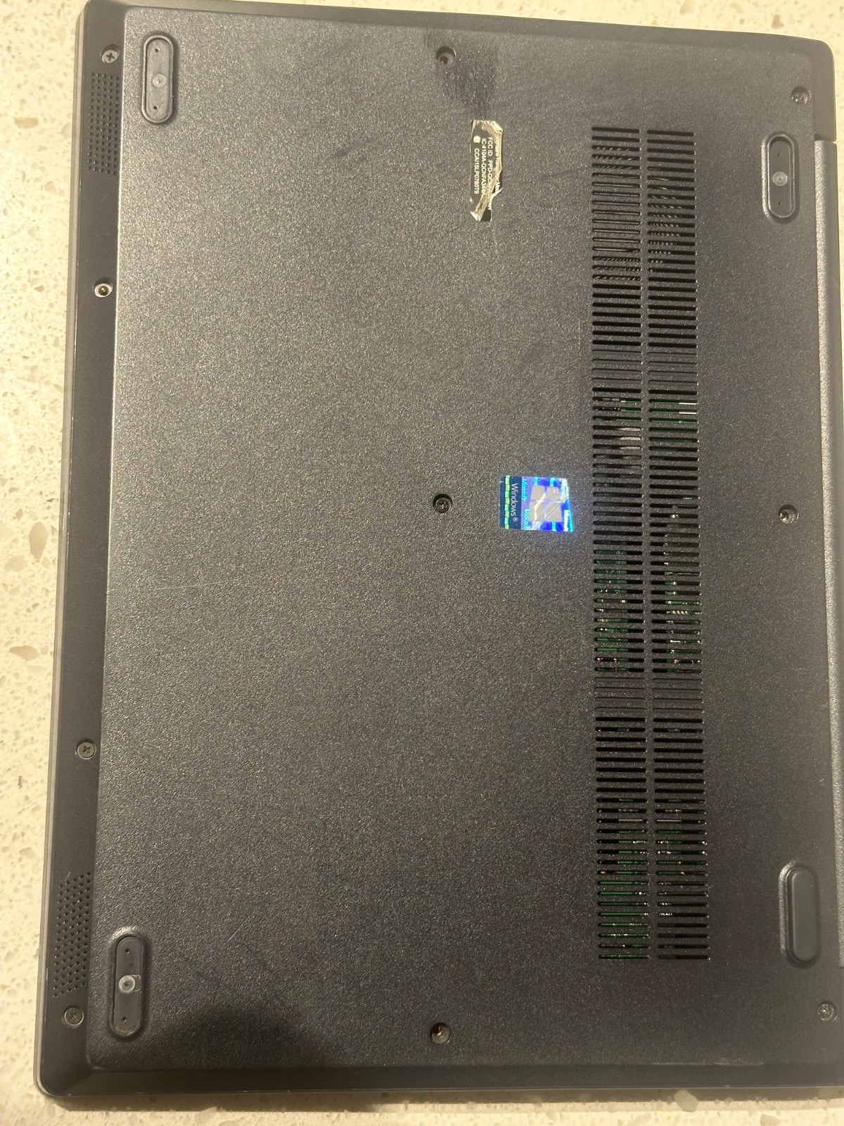 Lenovo IdeaPad 3-14ADA05 Laptop – AMD Ryzen 5