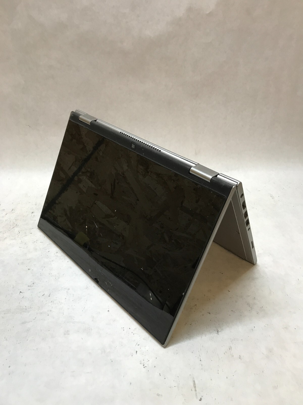 Dell Inspiron 11-3147 11″ Pentium N3530 2.16GHz 4GB RAM CRACKED For Parts – -DW