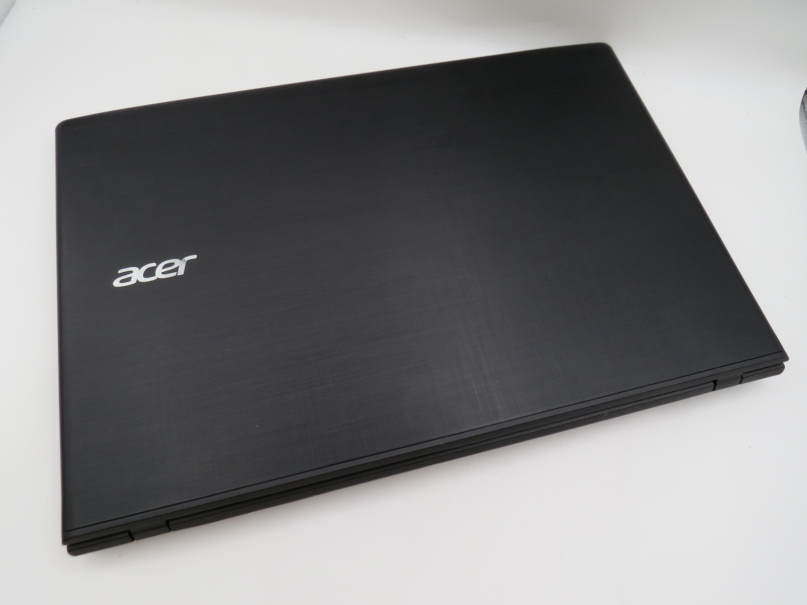 Acer TravelMate P259 i5-6200U @ 1.6Ghz 4GB DDR4 HD 520 15.6″ NO HDD/OS/AC PARTS