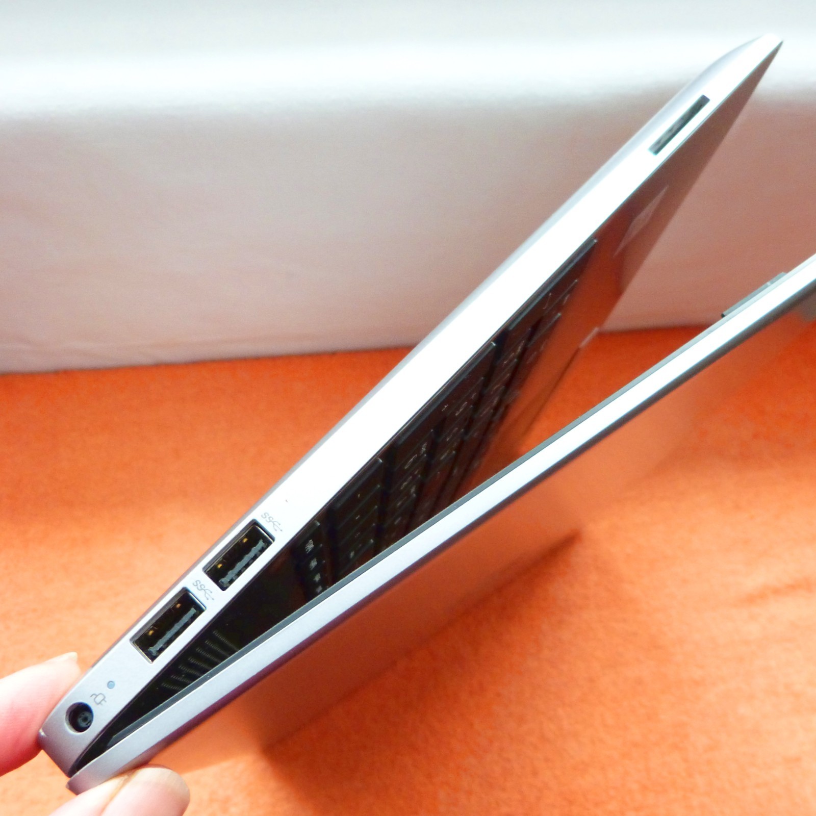 HP 250 G8 ENVY ULTRABOOK 15″ FULLHD Intel 10 GEN l SSD Windows 11 USBC HDMI