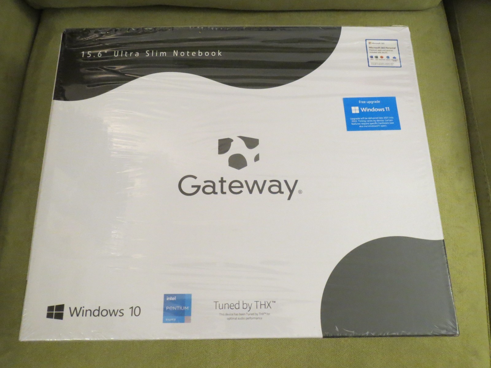 Gateway (Cow Theme) 15.6 inch Ultra Slim Notebook GWTN156-BK, EMPTY BOX ONLY