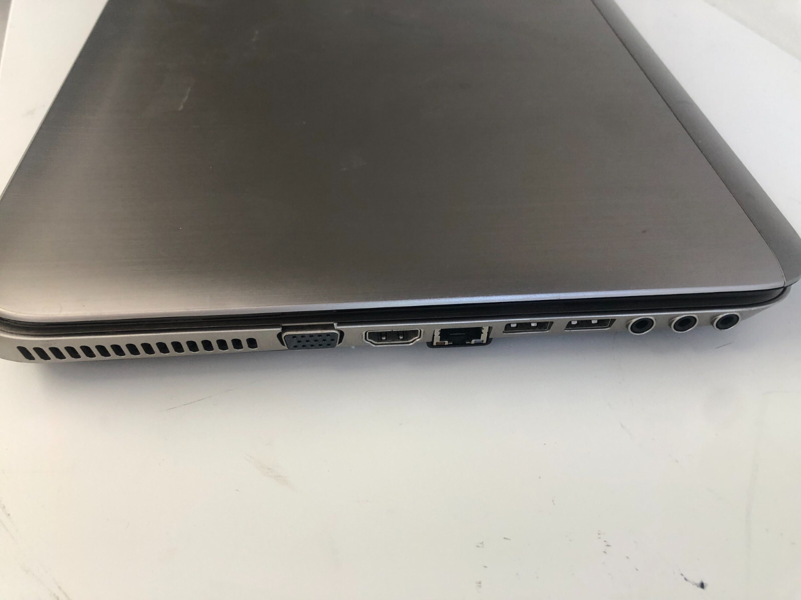 HP Pavilion dv6-6117dx Laptop AMD A8-3500M