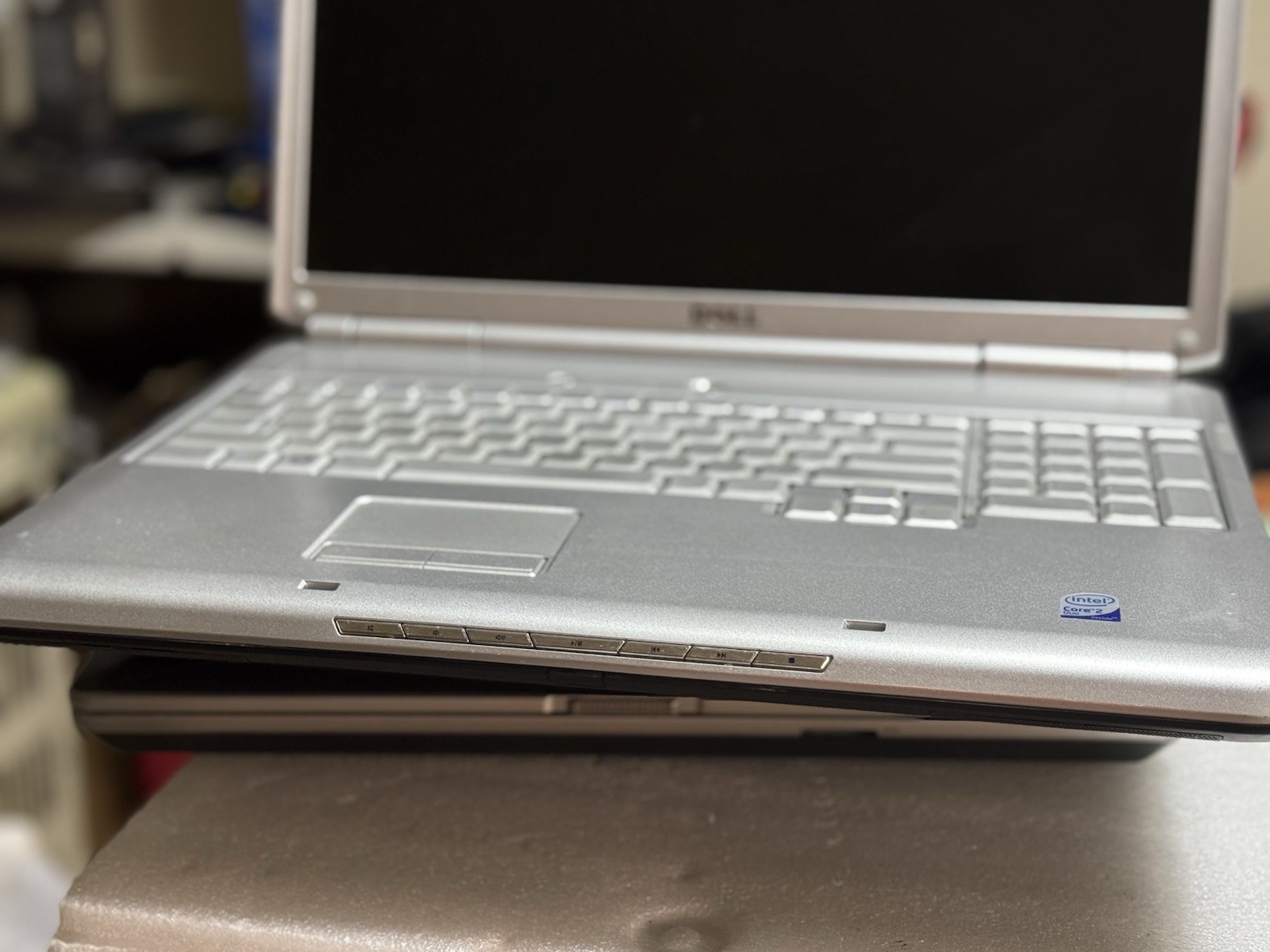 Lot of 6 Mixte Dell NO POWER SUPP,NO HARD DRIVE