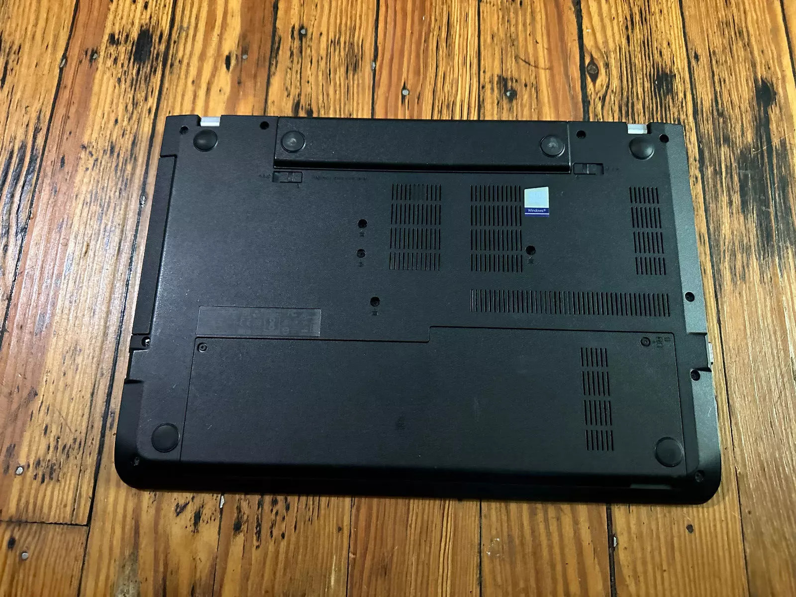 Lenovo ThinkPad E570 Laptop- 250GB SSD, 8GB RAM, Intel i5-7200U, Windows 10 Pro