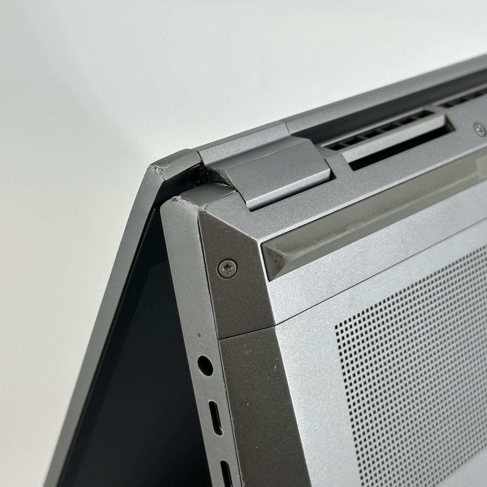 HP ZBook Fury 15 G8 FHD i7-11800H 2.30GHz 32GB 512GB SSD RTX A2000 Good