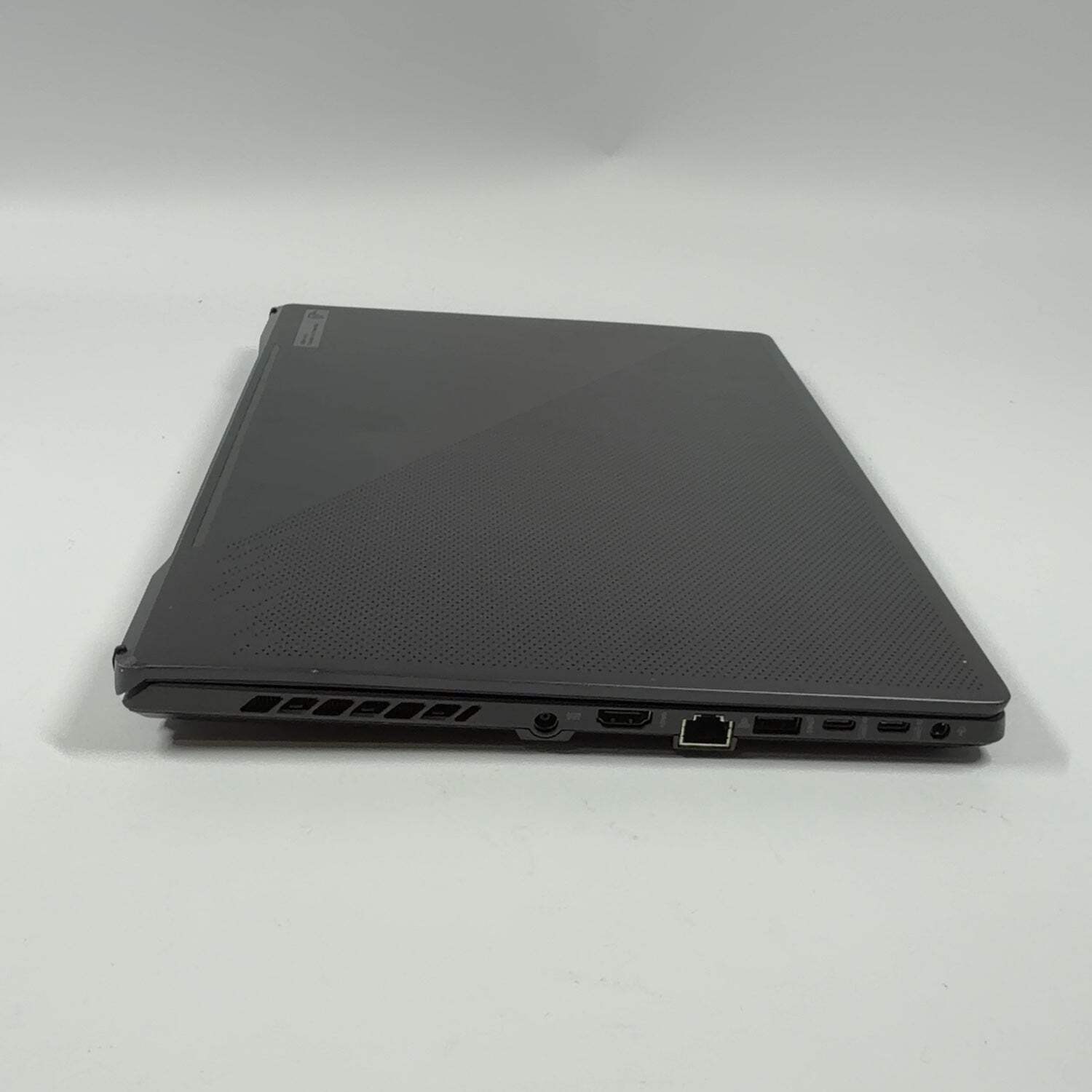 Asus ROG Zephyrus G15 15.6″ Ryzen 9 5900HS 3.3GHz 40GB RAM 1TB SSD 1TB SSD 3070