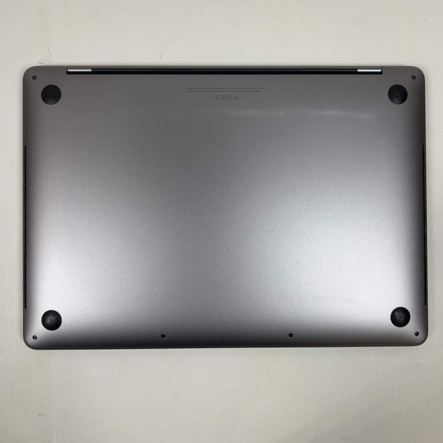 2020 Apple MacBook Pro 13.3″ i5 2.0GHz 16GB RAM 512GB SSD Space Gray A2251