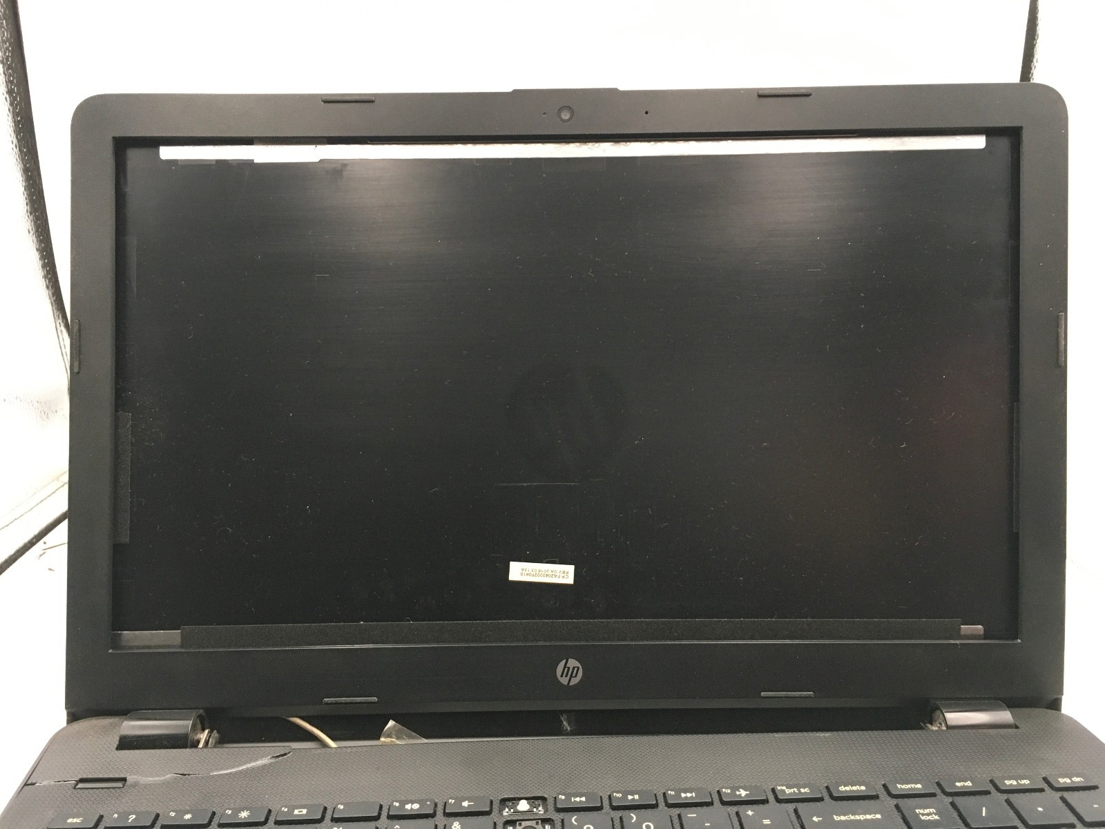 HP 15 BS212WM – FOR PARTS/DAMAGED CASE – INTEL CELERON N4000 – NO RAM -READ-BB