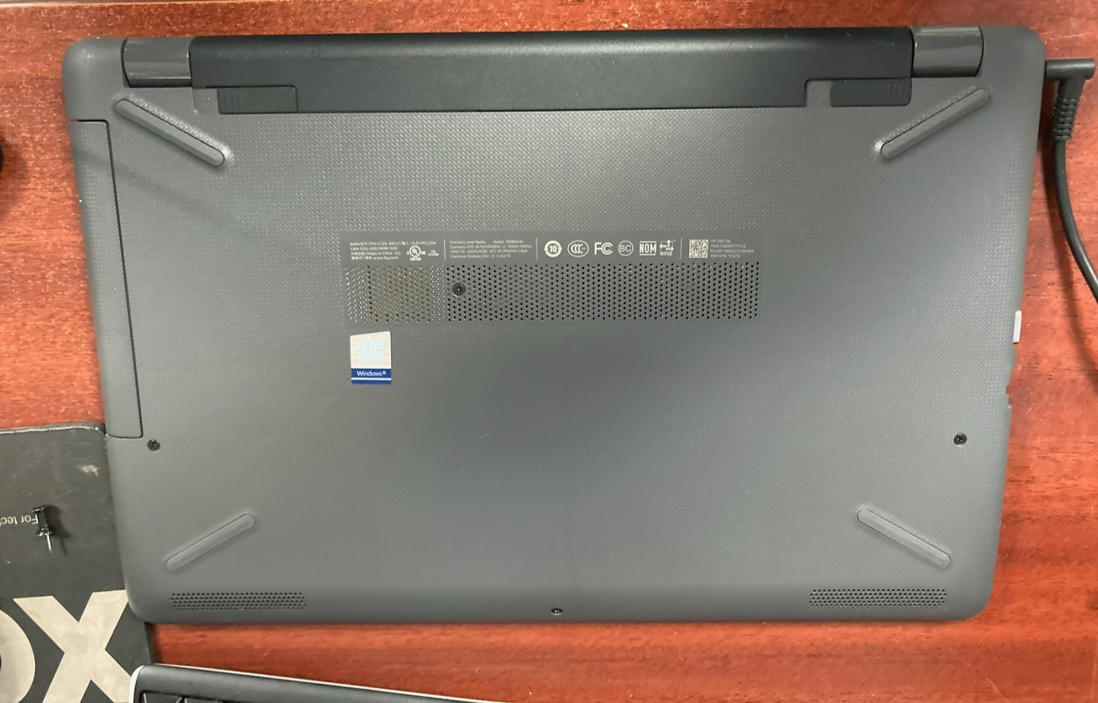 HP 250 G6 Notebook PC Core i5-7200u @ 2.50GHz 8GB RAM SN: CND8377YLQ