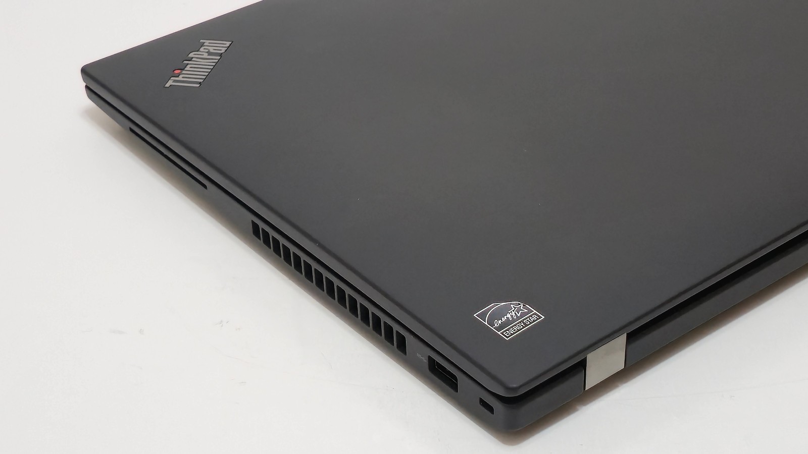 Lenovo ThinkPad P16s Gen 2 Ryzen 7 Pro 2TB SSD 64 GB RAM Radeon 780M 4GB Touch