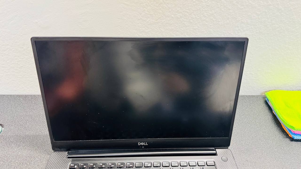 Dell Precision 5530 15.6″ Touch Core i7-8850H 32GB 512G NVMe Win 11 Pro