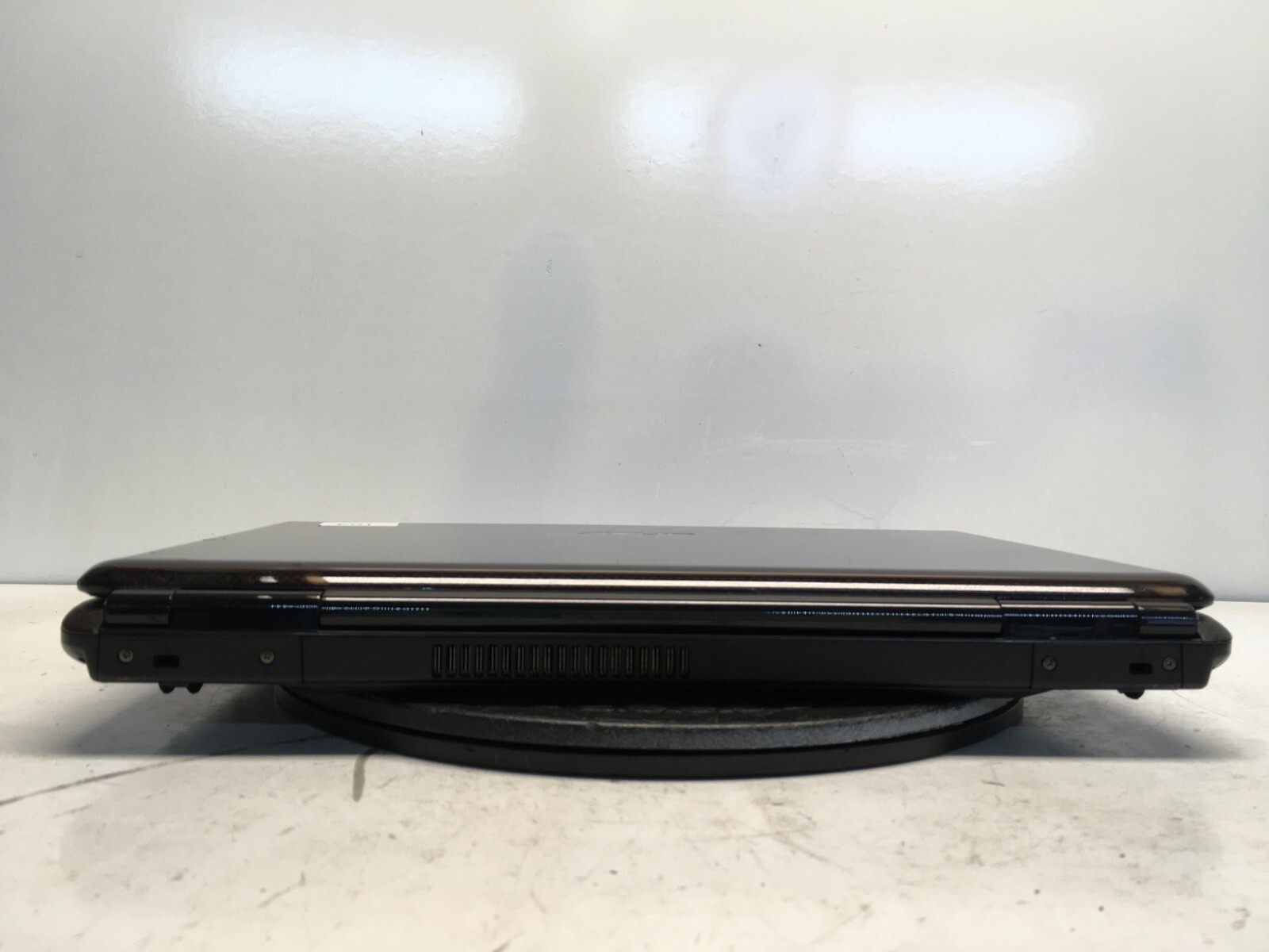 Asus K60I Intel Pentium Dual-Core T4400 2.2GHz 4 GB NO HDD No Batt