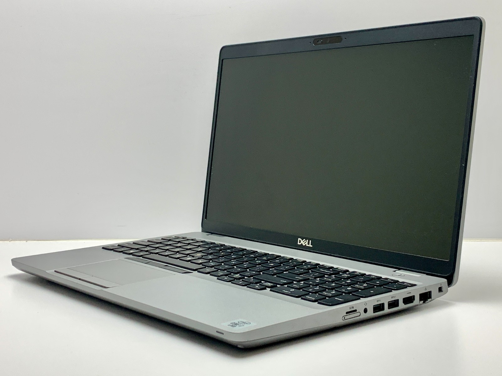 Dell Latitude 5511 | i7-10850H | 8GB RAM | 256GB NVMe | LINUX