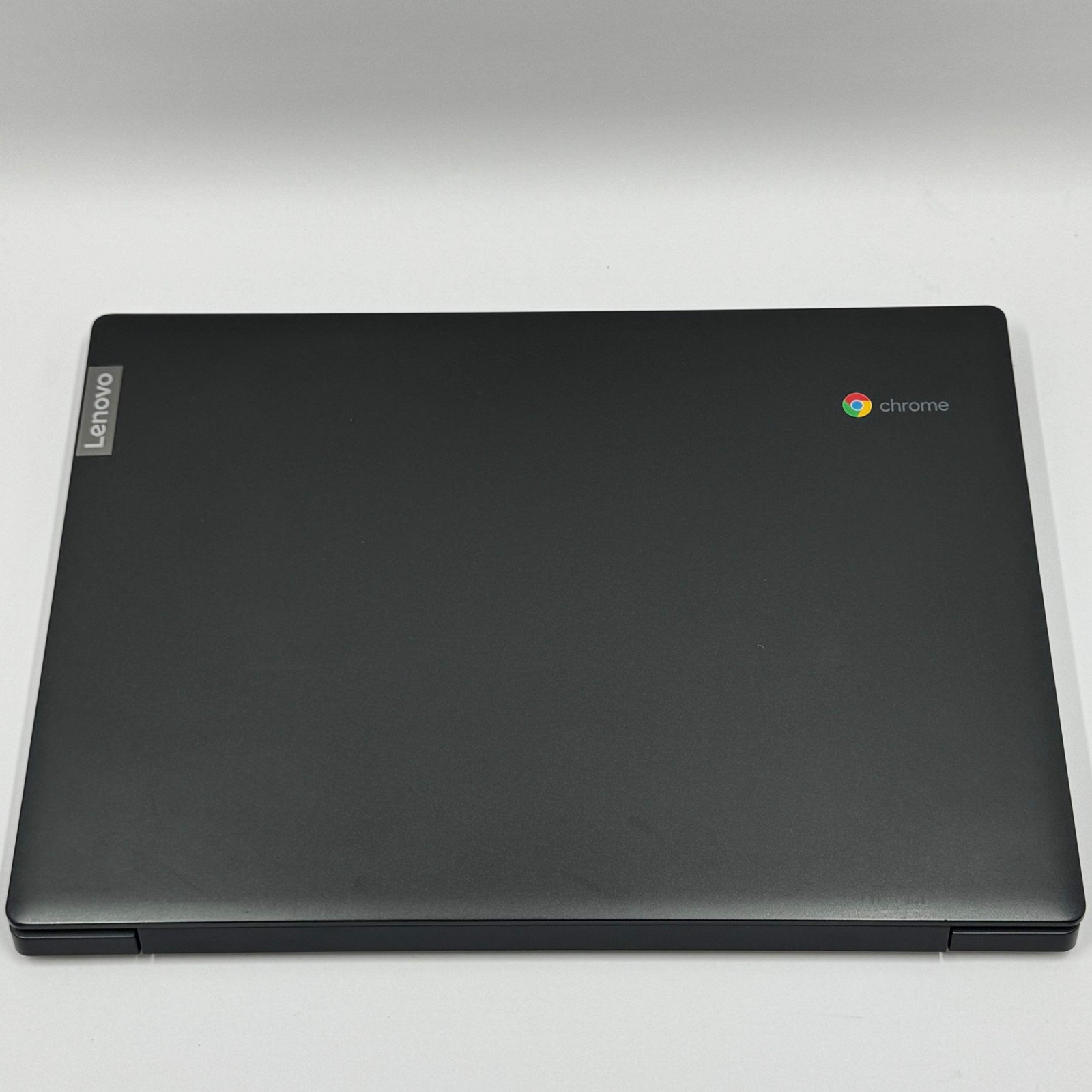 Lenovo Chromebook S340-14 Touch 81V30000US 14″ Celeron N4000 4GB RAM 32GB SSD