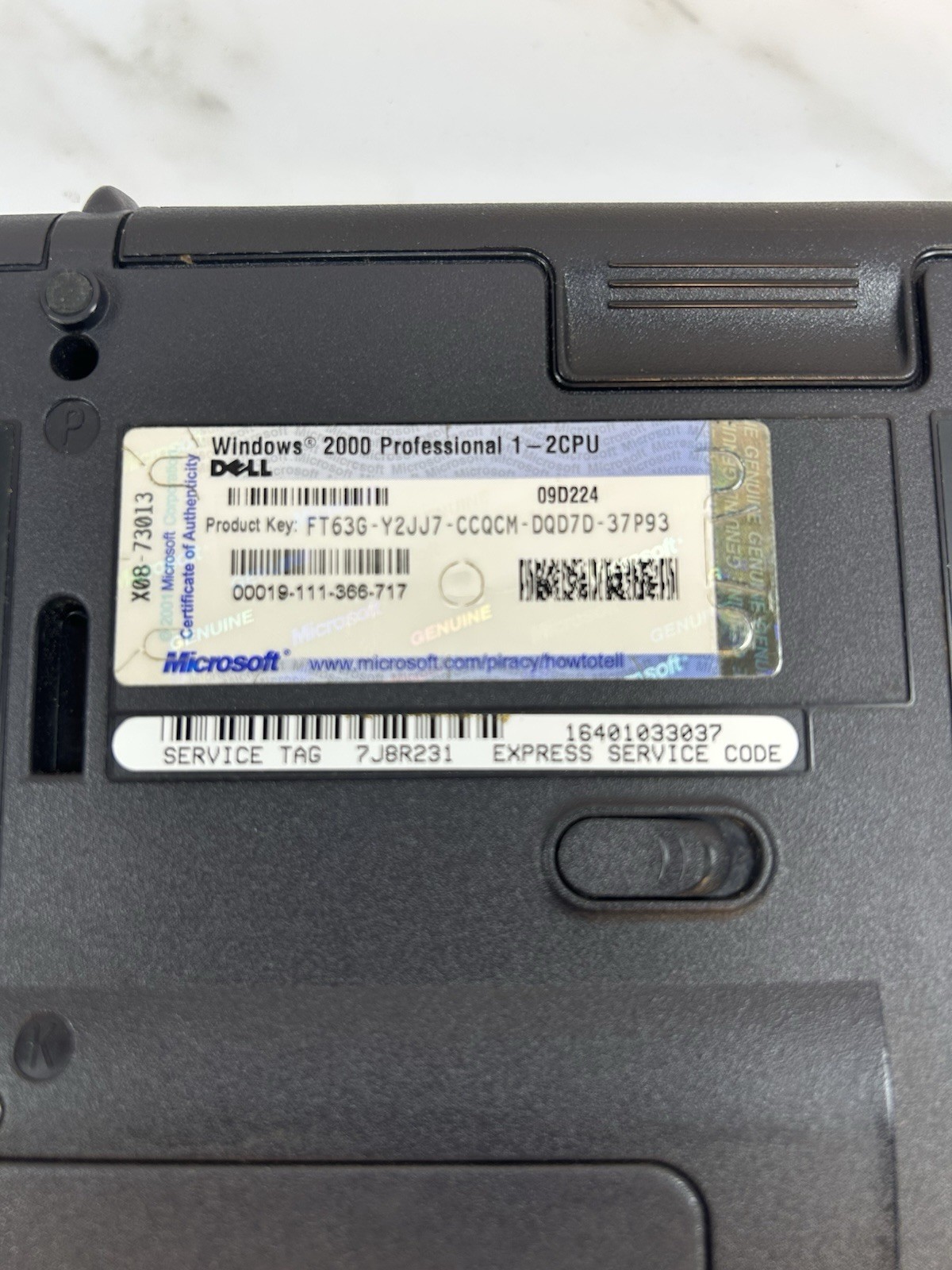Dell Latitude C640 Laptop Pentium 4 M 1.8GHZ Windows XP Professional 512MB RAM