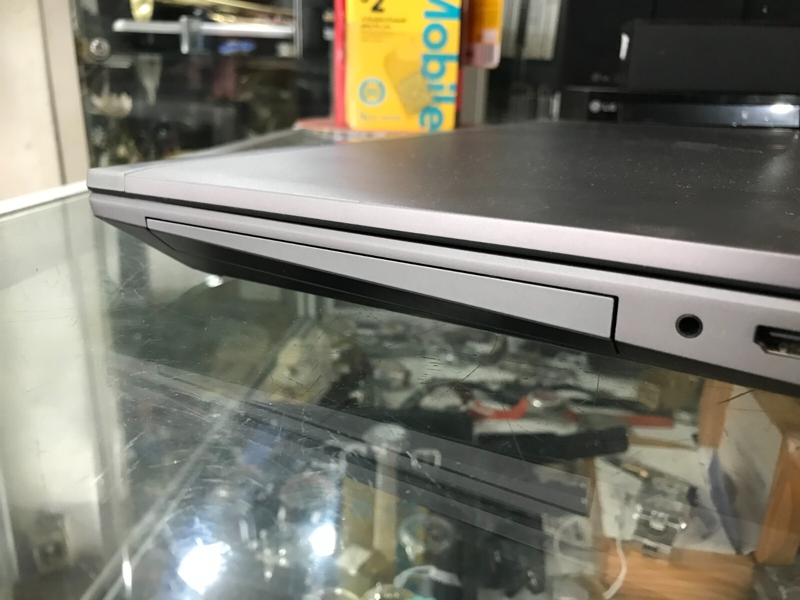 HP ZBOOK 17 G5 LAPTOP WINDOWS 10 PRO 512GB SSD 32GB RAM INTEL XEON E-2176M
