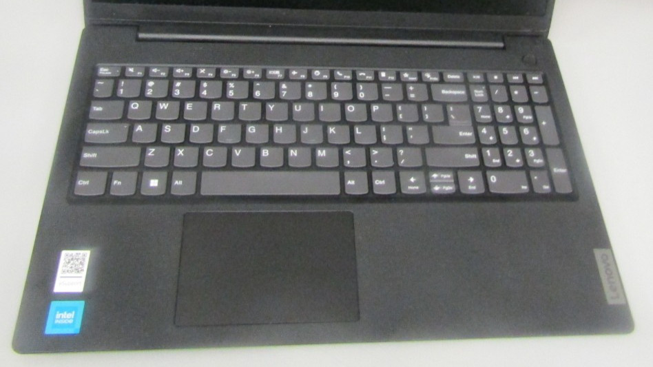 *FOR PARTS* Lenovo V15 G4 15.6″ HD Laptop Intel WINDOWS 11 *WON’T STAY ON*