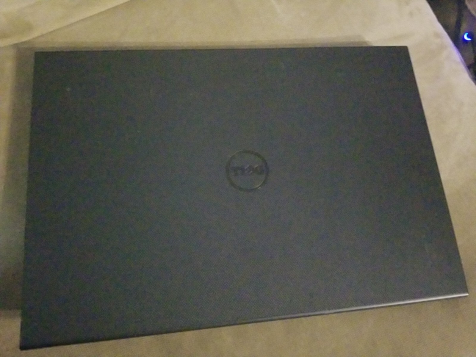 Dell Inspiron 15 3000, N3542, i3-4030 4 GB RAM, 500 HD. for part