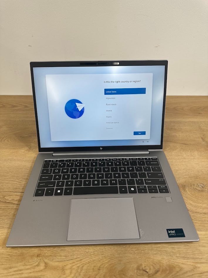 HP ZBook Firefly G11 Core Ultra 7 165U, 16GB DDR4, Intel Graphics, 512GB SSD 14″