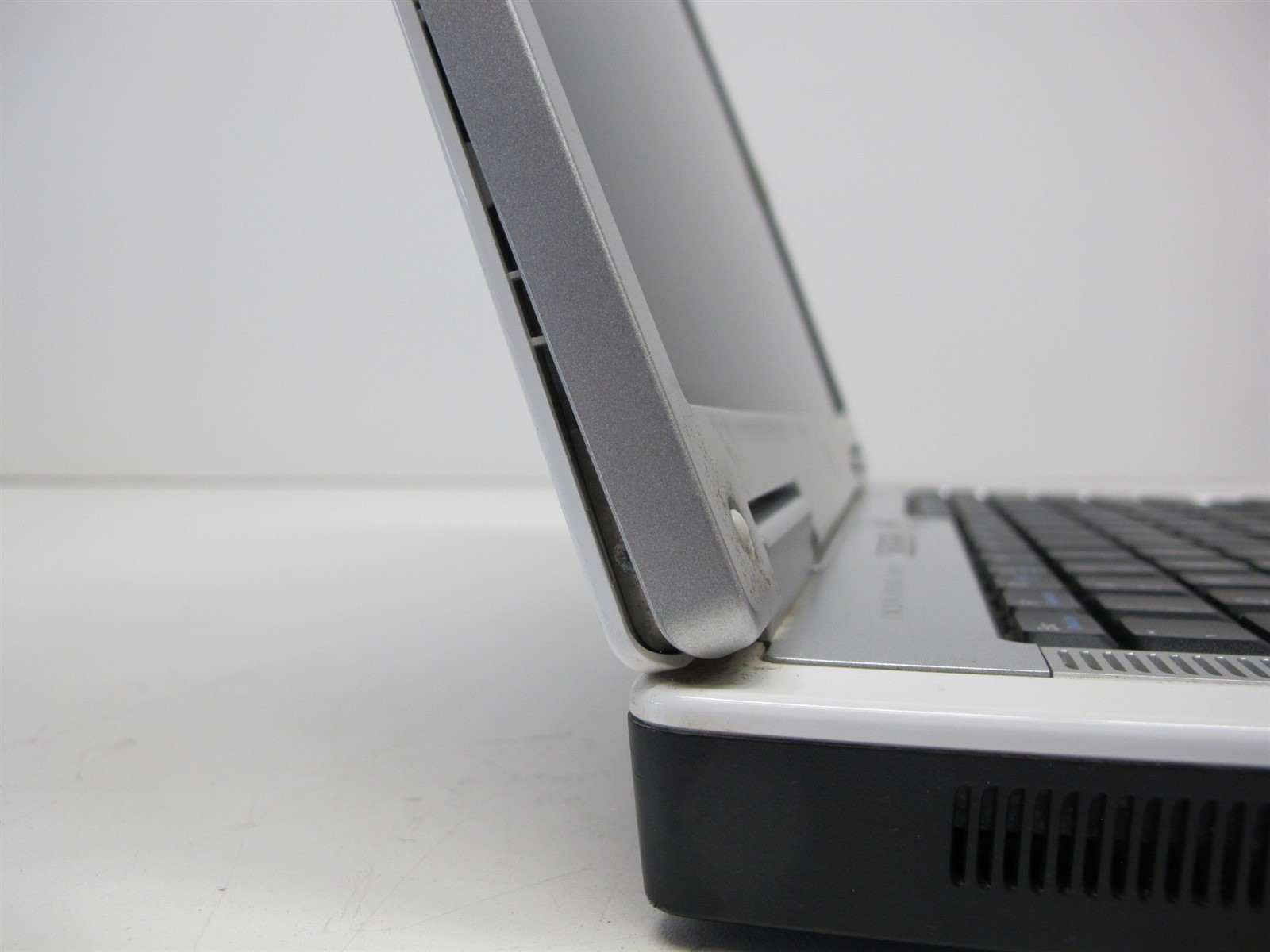 Dell Inspiron 6000 1GB RAM No HDD – Parts Unit