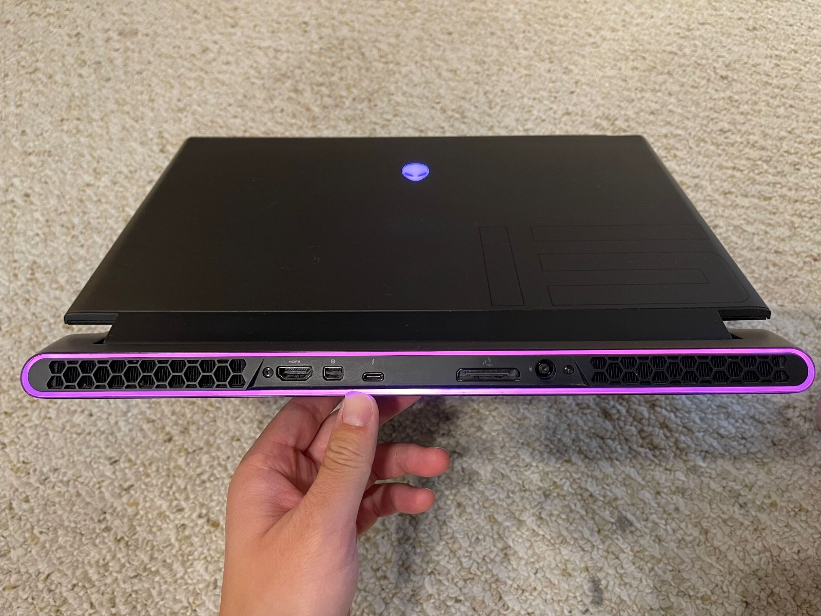 15.6″ Alienware Laptop M15 R2 RTX2080
