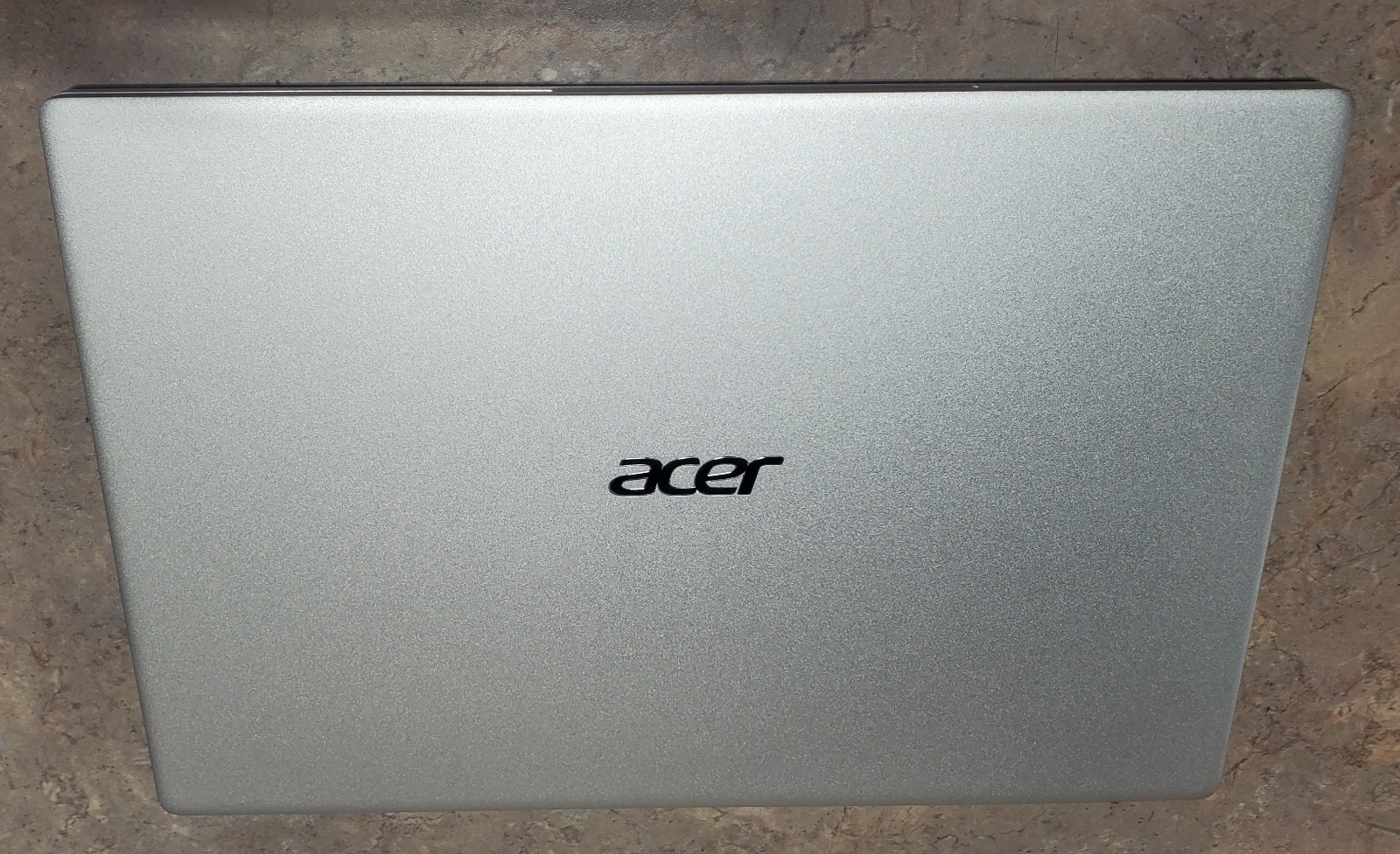 Acer Swift 3 SF314-42 14″ AMD Ryzen 5 4500U 2.38GHz 8GB RAM 128GB SSD Win11 Home