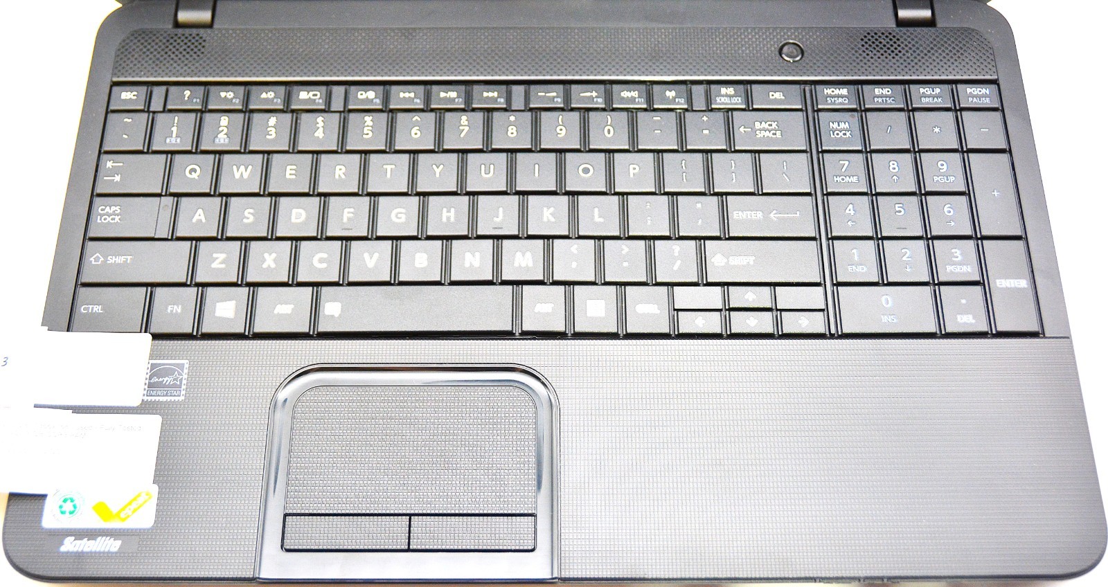 Toshiba Satellite C855D AMD E1-1200 NO OS/NO STORAGE/NO AC *PARTS/REPAIR/READ*