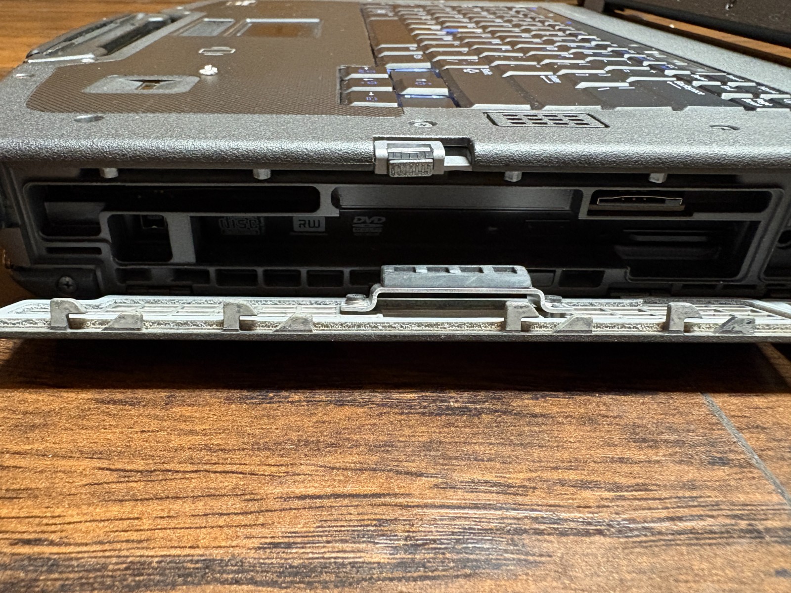 Dell Latitude E6400 XFR 55T7XL1 P02G Ballistic Armor Laptop No HDD