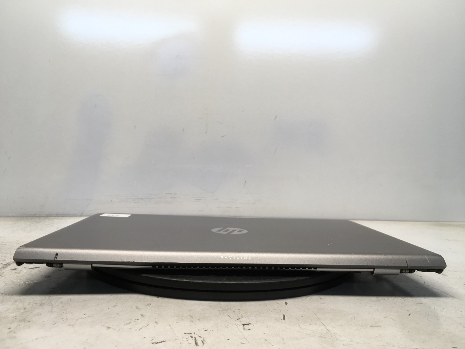 HP Pavilion Intel i5 7th Gen No RAM NO HDD