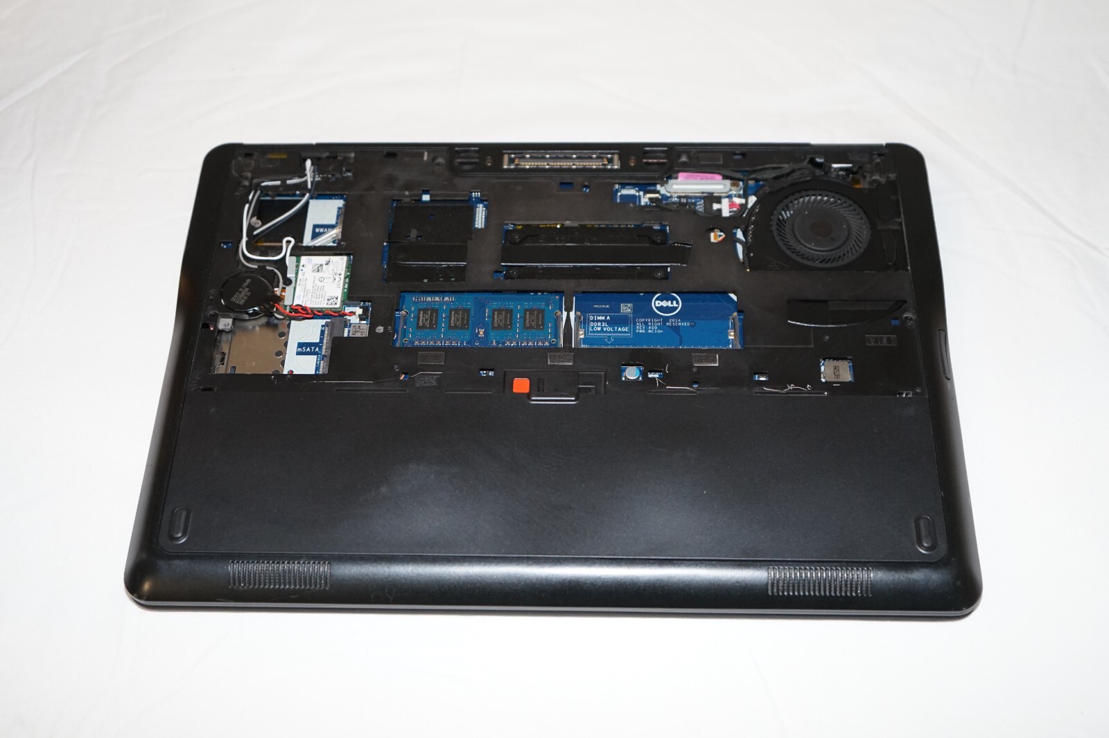 ^ Dell Latitude E7450 14″ Intel i7-5600U @ 2.60GHz 4GB Ram No HD “READ” #C1663