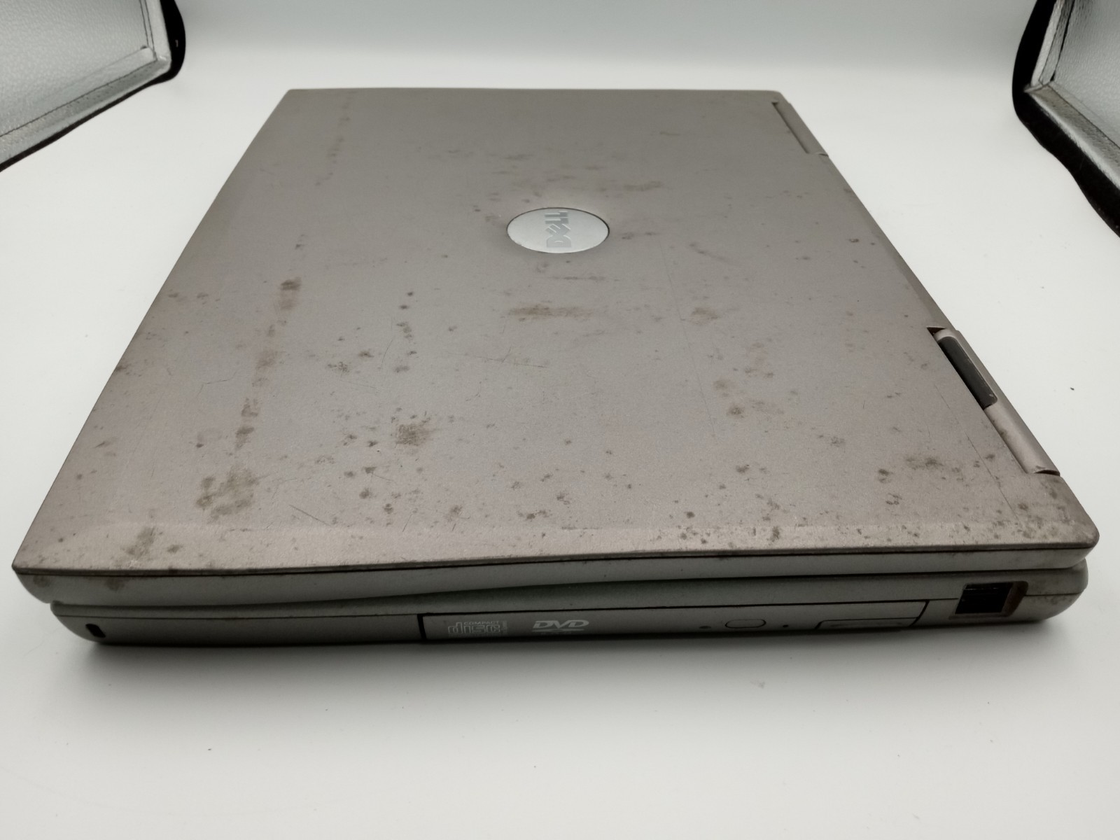 Dell Latitude D800 Pentium M 768MB RAM 60GB HDD Windows XP – READ -RR