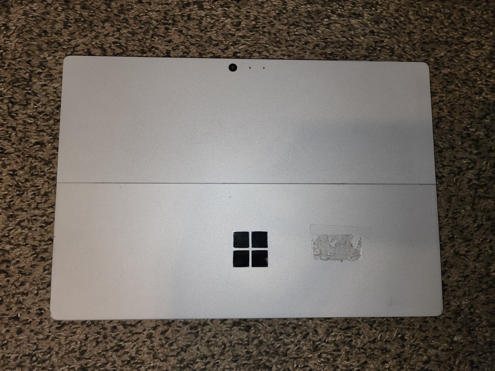 CRAiCKED SCREEN-TOUCH STILL WORKS-MISSING F7 KEY- Surface Pro 5 -WINDOWS 11