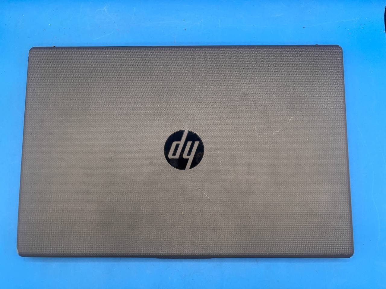 HP 255 G10 15.6″ AMD Ryzen 3 7320U 8GB RAM DDR5 256GB SSD Laptop As Is Read PH9