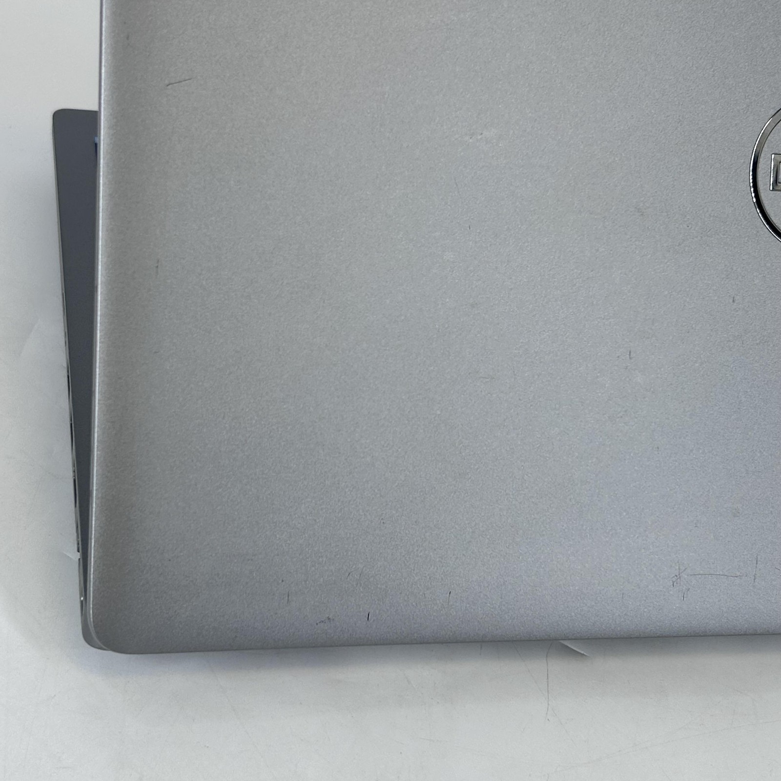 Dell Precision 3571 15.6 Gray FHD 2.7 GHz i5-12600H 16GB RAM 256GB SSD Good