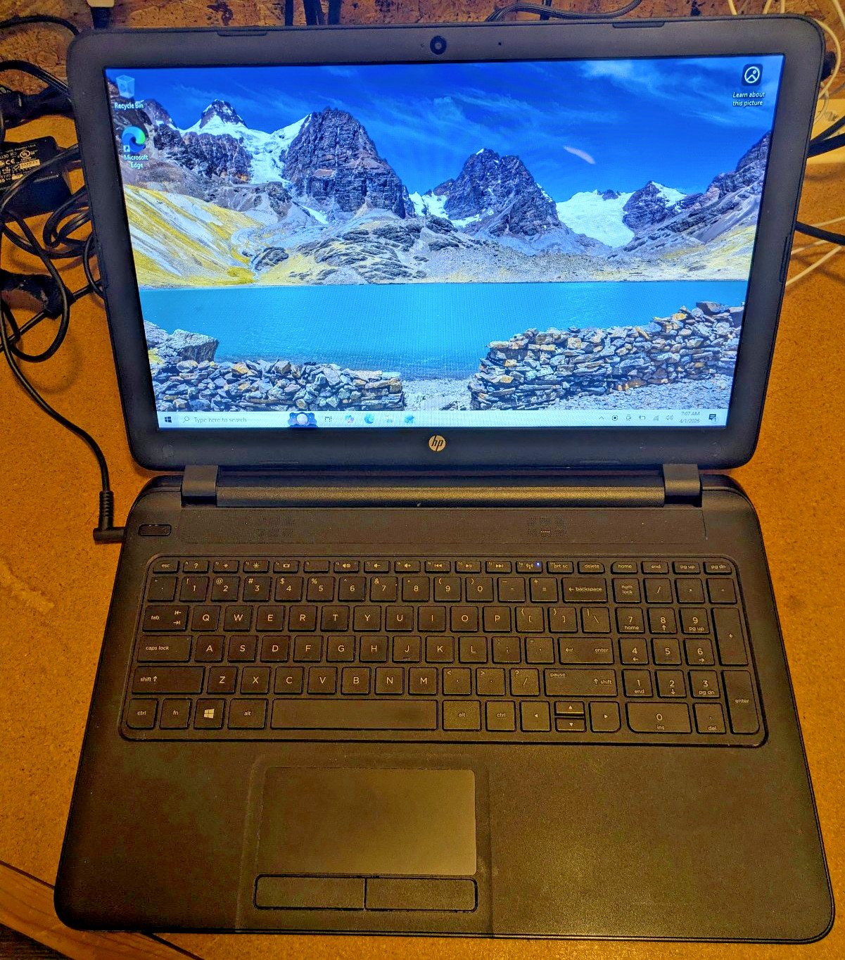 HP 15-1387wm 15.6″ Touchscreen /AMD A8-7410@2.20GHz/4GB/120GB SSD/Win 10/Wifi