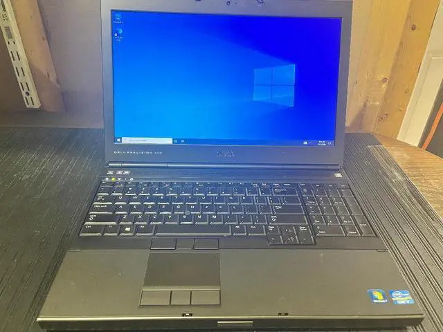 DELL Precision M4700 Intel i7 3740QM 2.7Gz 16GB RAM 500GB HDD DVDRW 15.6in
