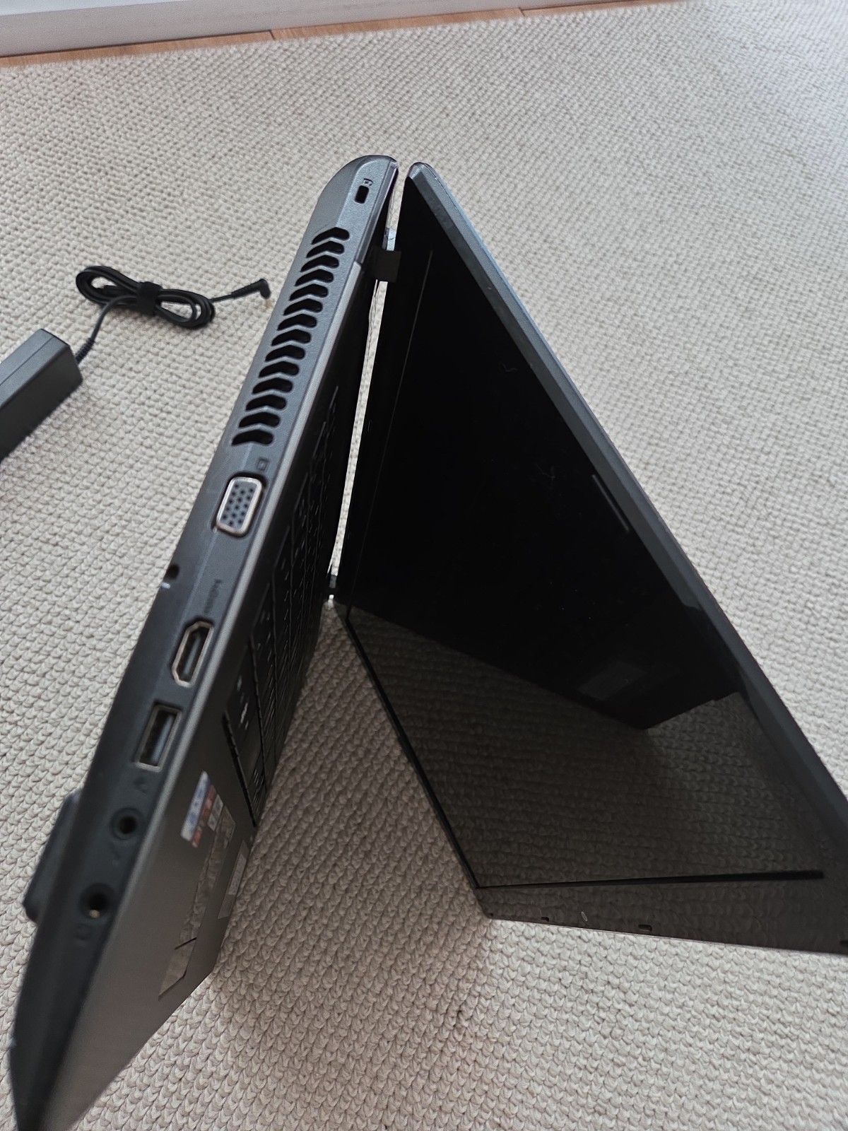 Acer Aspire 7750ZG 17.3 inch 8GB RAM 120GB SSD Radeon HD 6650M Windows 10