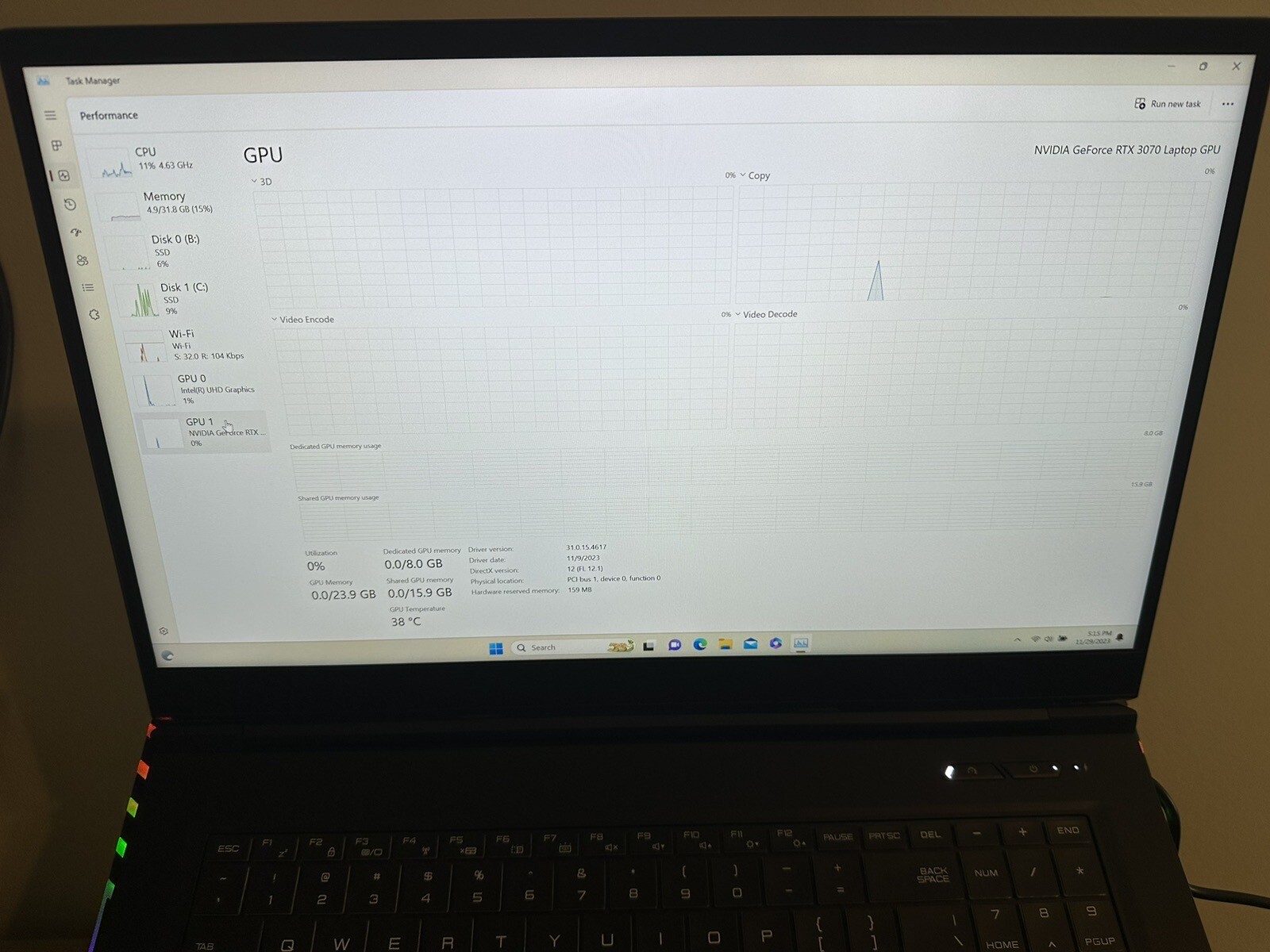 Eluktronics MAX-17 gaming laptop i7 rtx 3070