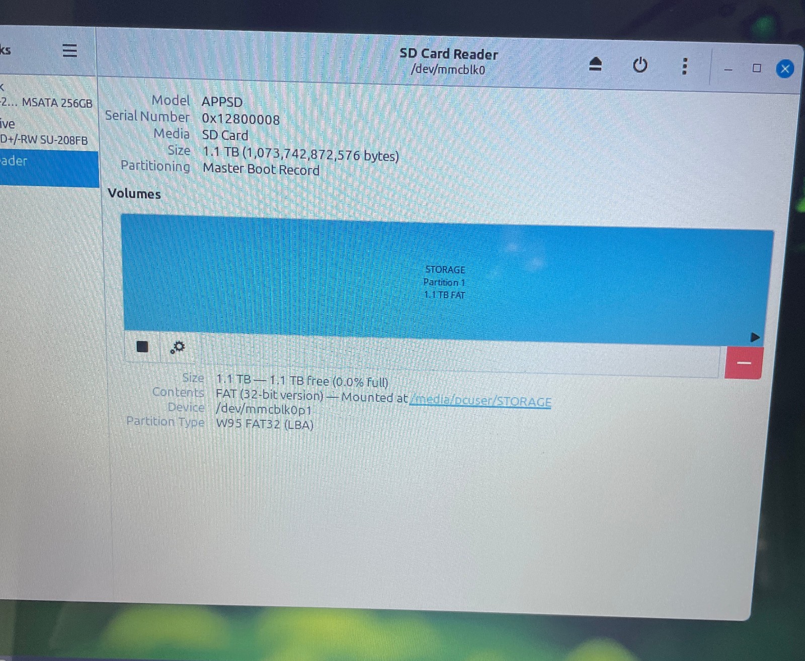 DELL INSPIRON 15-3537 Laptop 15″ i3 256gb+1tb Linux Mint 22.3-extras-16