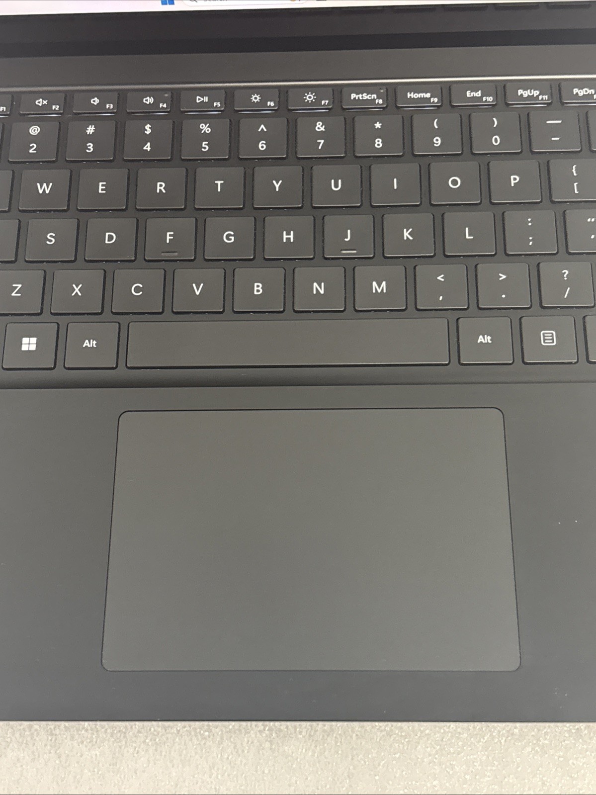 Microsoft Surface Laptop 5 13.5″ (Intel i5-12th Gen, 16GB RAM, 256GB) – Black