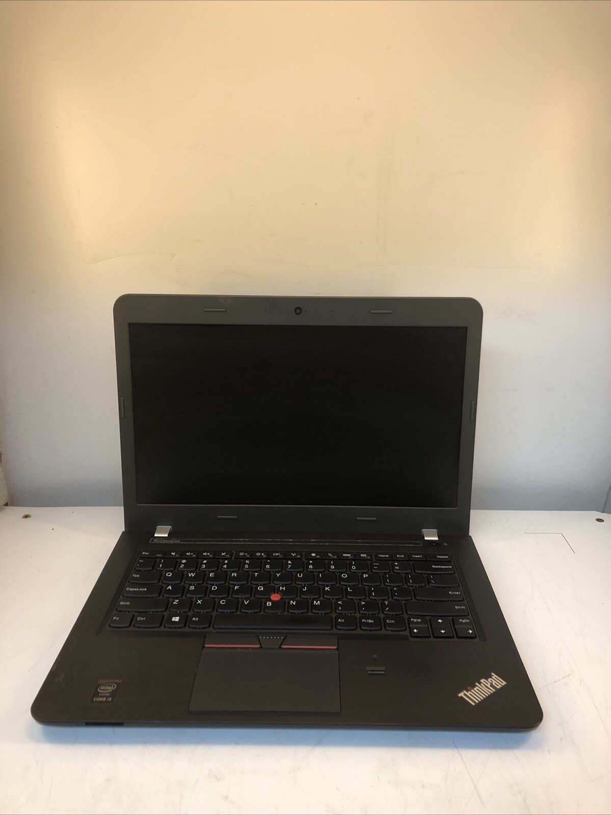 Lenovo Thinkpad E450 intel Core i3-4005U 1.70GHz 4GB boot to bios no HDD