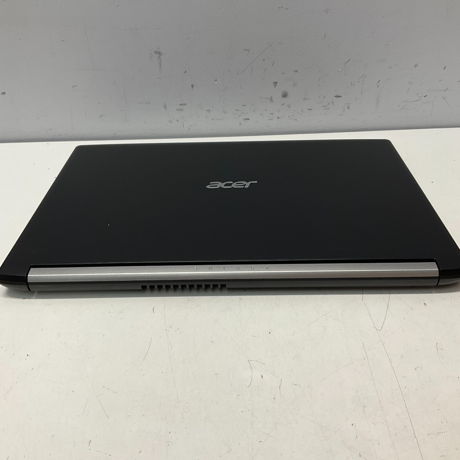 Acer Aspire A515-51G 15.6″ Intel i5-8250U 8GB 256GB SSD NVIDIA MX150 Windows 11