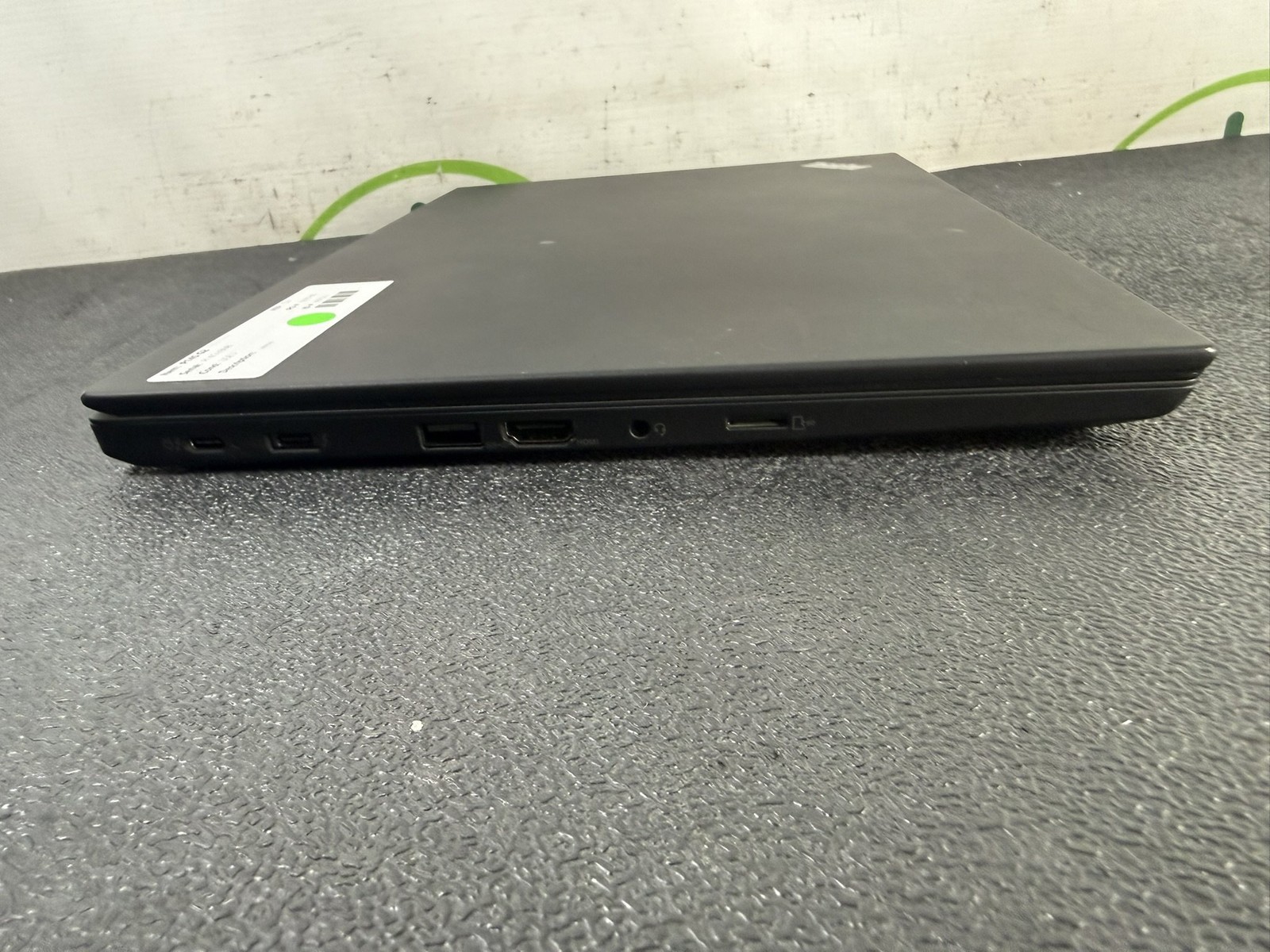 Lenovo ThinkPad P14s Gen 2 i7-1165G7 2.8GHz 16GB DDR4 Quadro T500 Win 11 Pro