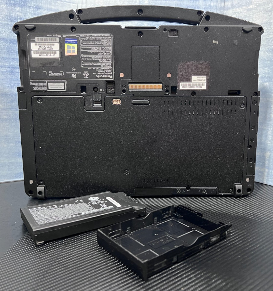 CF-54J2487VM, i5-7300U @2.60GHz, 256GB SSD M.2, 16GB, TOUCHSCREEN, 4G LTE, 4240H